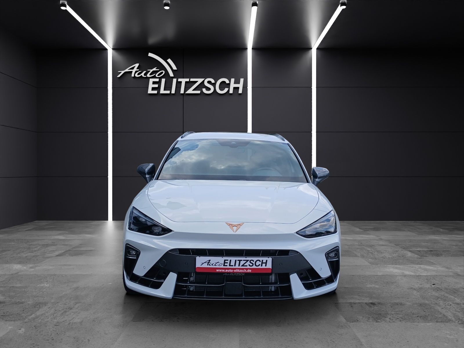 Fahrzeugabbildung CUPRA Leon Sportstourer VZ 2.0 TSI 4Drive AHK Matrix S