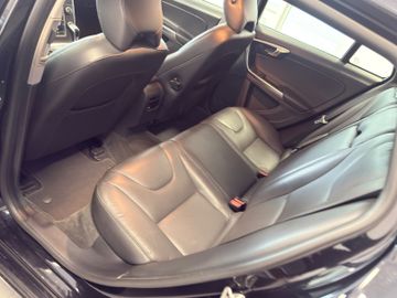 Volvo V60 - 11