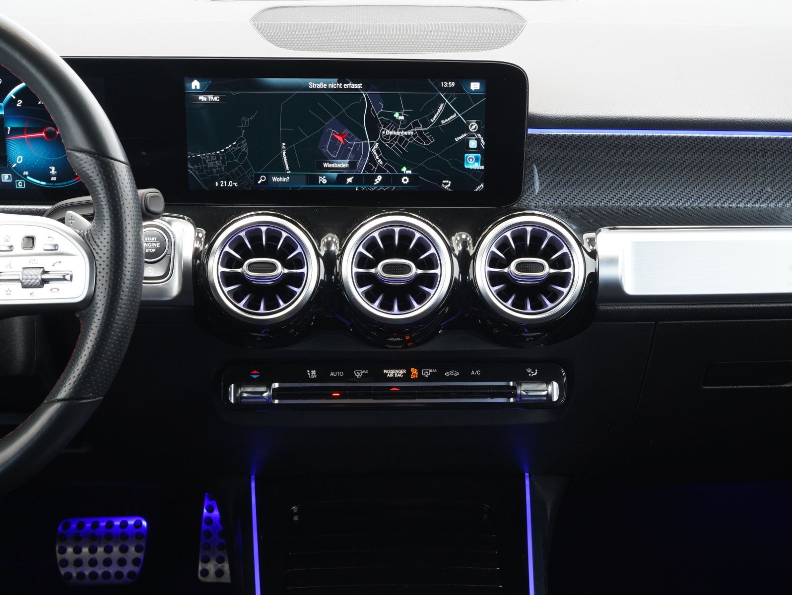 Fahrzeugabbildung Mercedes-Benz GLB 220 d AMG Line NIGHT/LED/MBUX/DAB/DISTRONIC