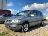 Opel Zafira 2003 - Opel Zafira aus 2003: 2.2