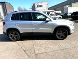 Volkswagen Tiguan Team,2.0 Benzin ,4 WD,Klimatronik,PDC,AHK - Volkswagen Tiguan: 2wd