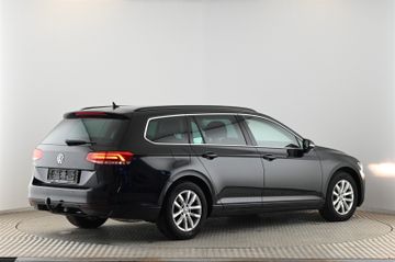 Volkswagen Passat Variant - 7