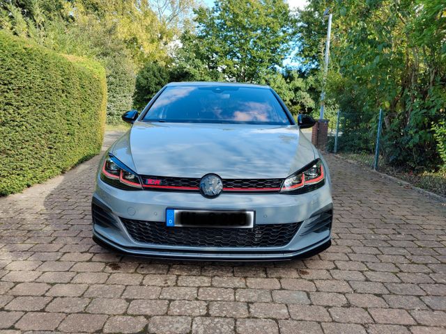 Volkswagen Golf 2.0 TSI GTI TCR DSG