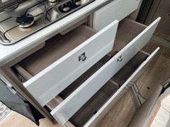 Pössl 2 WIN R Plus*Winteroptimiert*Großer Kühlschrank*