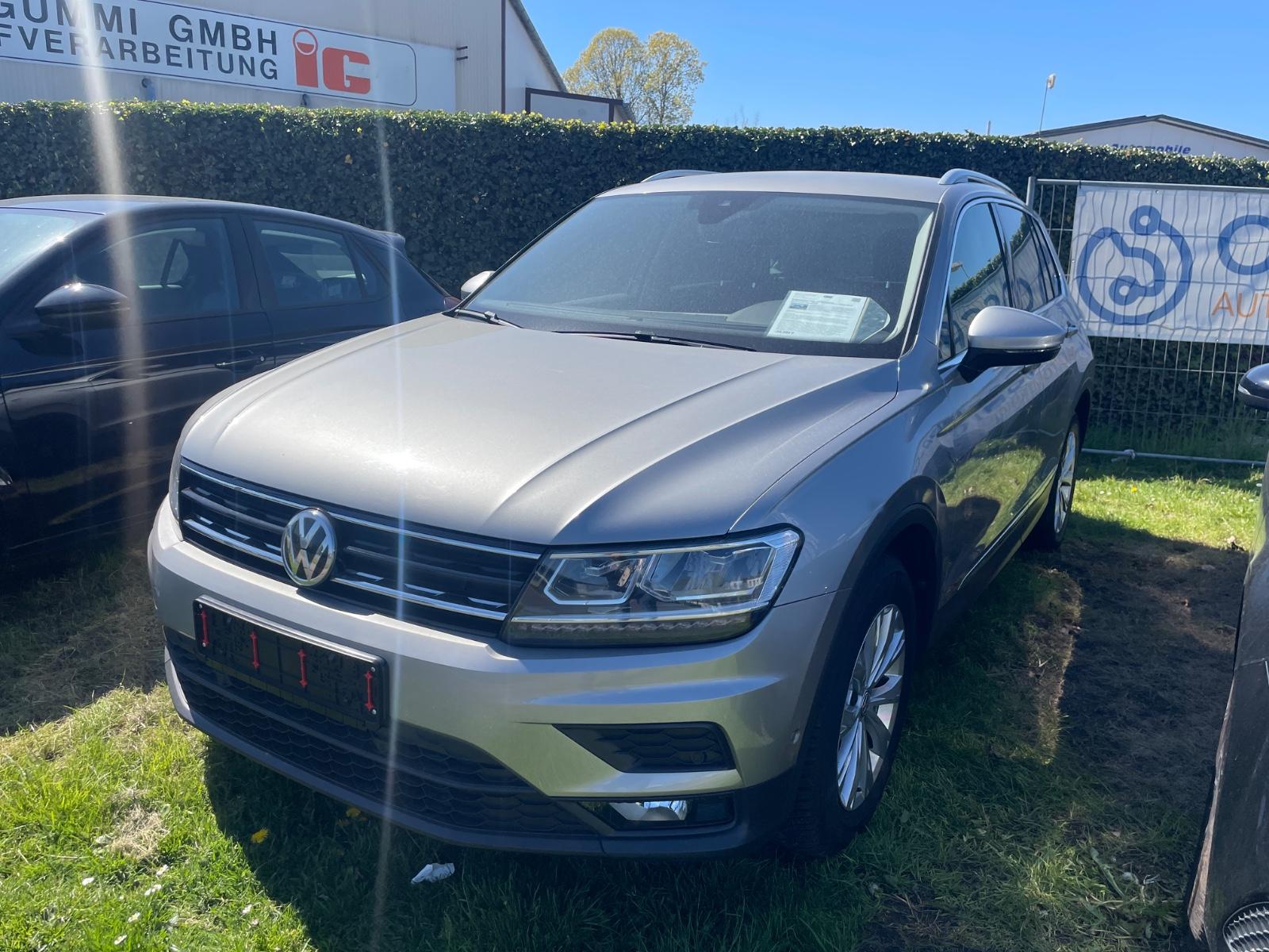 Volkswagen Tiguan Comfortline DSG RFK ACC LED Allwetter