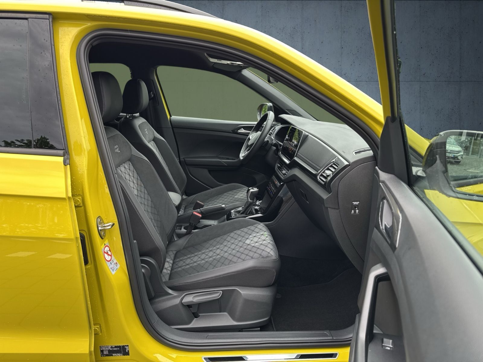 Volkswagen T-Cross - Bild 15
