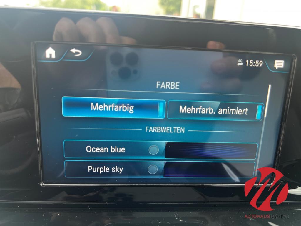 Mercedes-Benz GLB 220