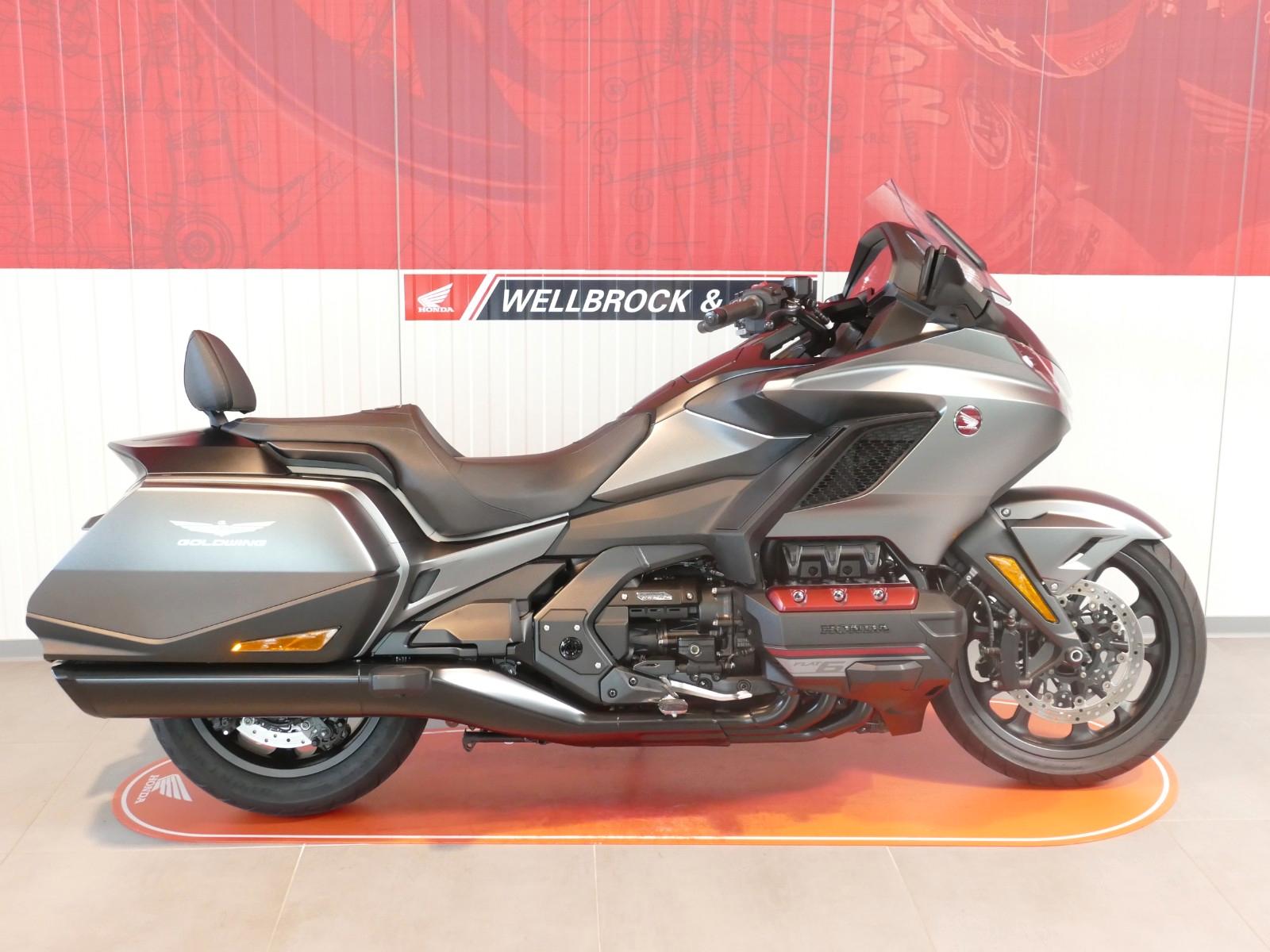 Honda GL1800B DCT