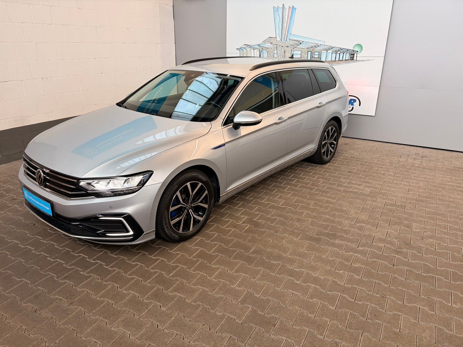 Fahrzeugabbildung Volkswagen Passat Var. 1,4 eHybrid GTE +ACC+LED+AHK +Kamera