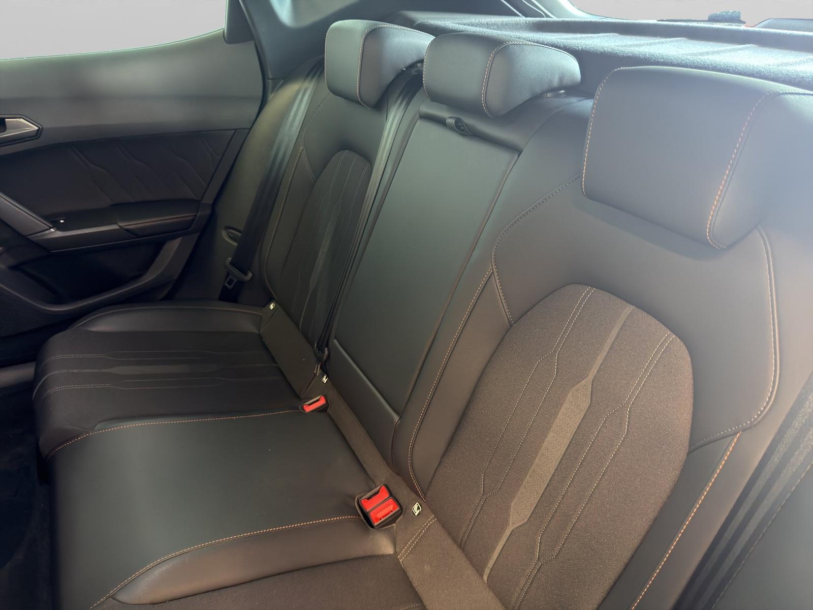 Cupra Formentor 2.0 TSI DSG 4Drive VZ LED+NAVI+AHK+19