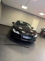 Audi R8 4.2 V8 FSI quattro R tronic - gebrauchte Audi R8 aus dem Jahr 2011