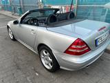 Mercedes-Benz SLK 200 - Mercedes-Benz SLK 200 Gebrauchtwagen in München