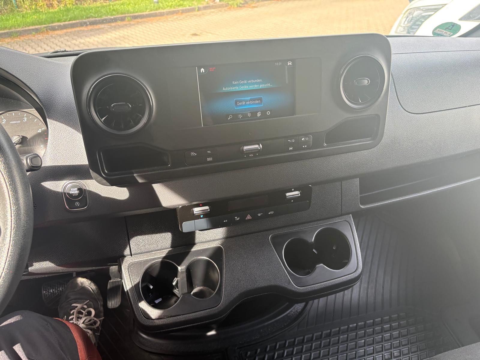 Fahrzeugabbildung Mercedes-Benz Sprinter III Kasten FWD /215 CDI L2/ unfallfrei