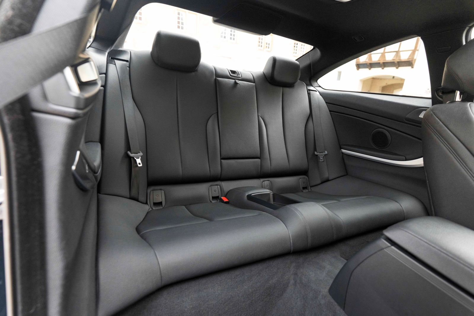 Fahrzeugabbildung BMW 430I M-Performance HIFI LED KAM CARPLAY CARBON
