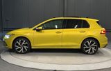 Volkswagen Golf VIII Lim. 1.5 TSI Life*18Zoll*PANORAMA*NAVI - : Gelb