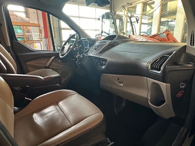 Fahrzeugabbildung Ford Tourneo Custom L1 6 Sitze HÄNDLERPREIS Optische