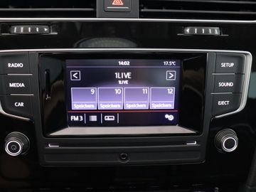 Volkswagen Golf - 5