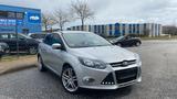 Ford Focus Lim. Titanium - Ford Focus aus 2011: Limousine