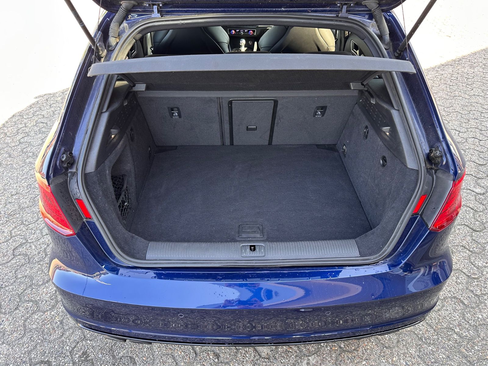 Fahrzeugabbildung Audi S3 Sportback 2.0 TFSI quattro Pano/Leder/B&O/LED