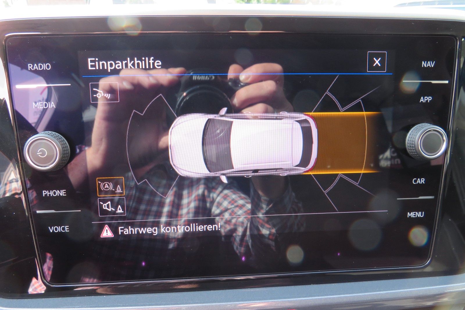 Fahrzeugabbildung Volkswagen T-Roc Style KAMERA ACC NAVI APP SITZH DIGI-COPI