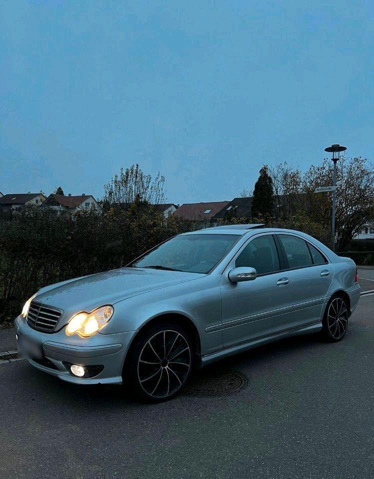 Mercedes-Benz C 320