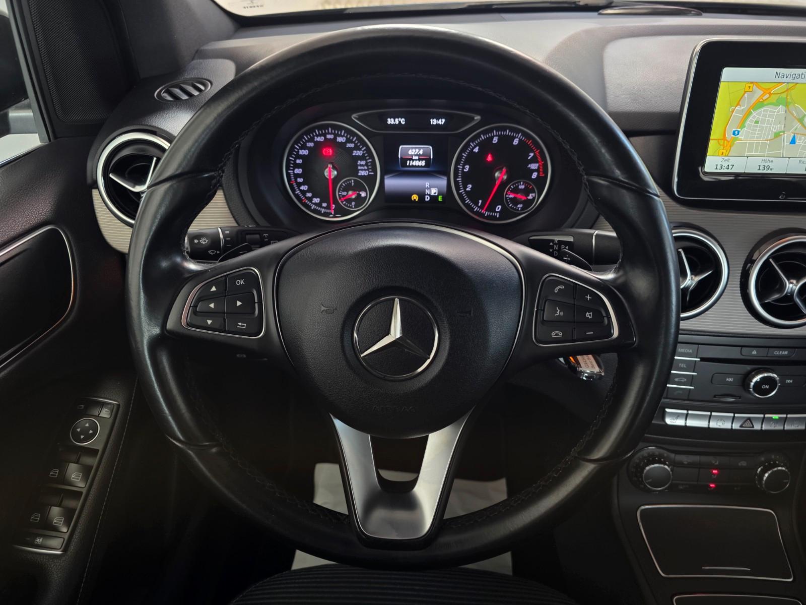 Mercedes-Benz STYLE B 180*AUTOMATIK*NAVI*BT*SHZ*SCHHFT*KLIMA*