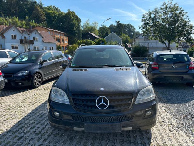 Mercedes-Benz ML 320 CDI 4 Matic*Xenon*Memory*SHZ*Navi*AHK*