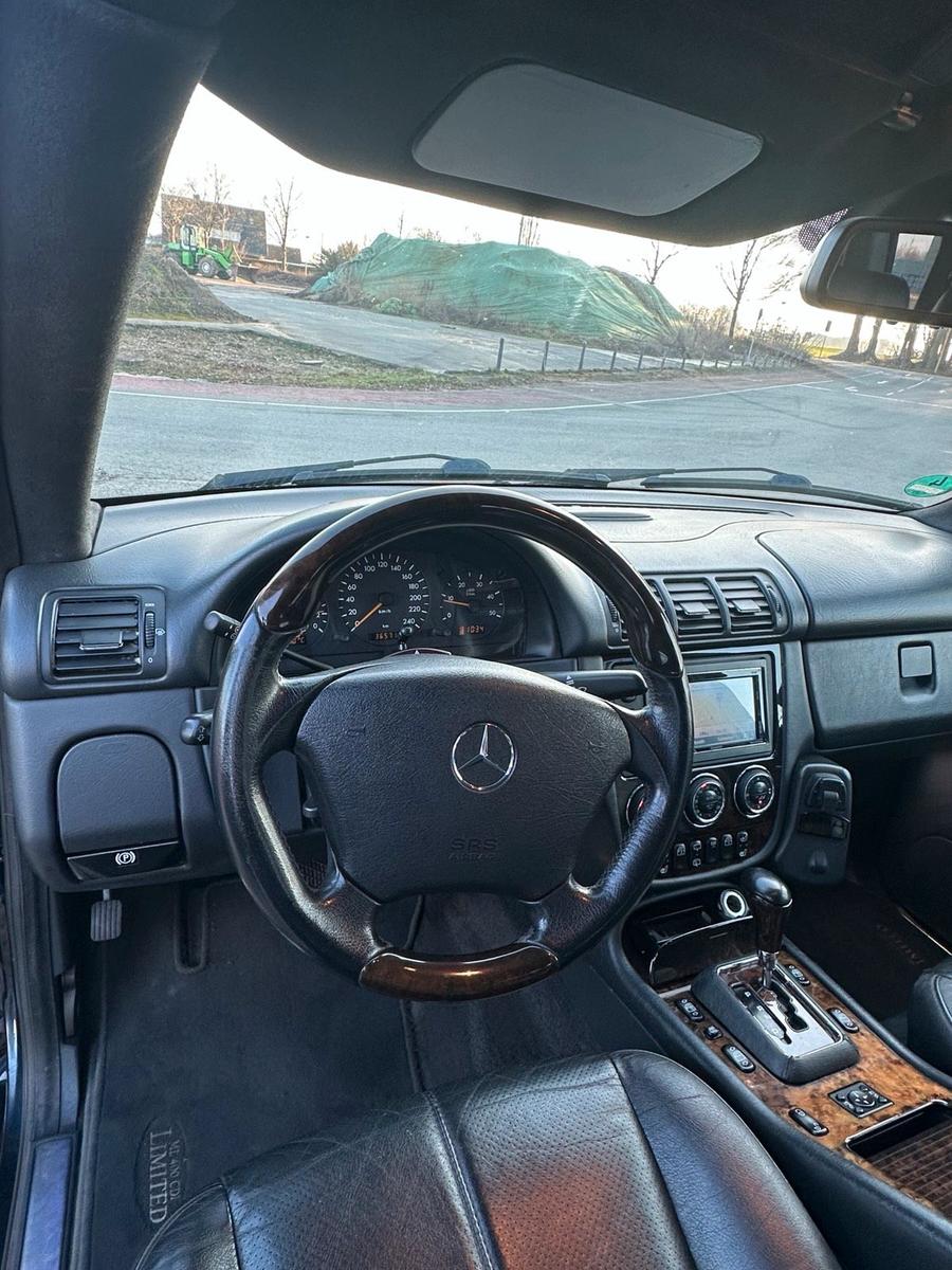 Mercedes-Benz ML270 2005 — photo 11