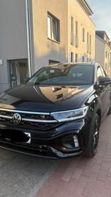 Volkswagen VW T-Roc, LED, Massage Top Zustand - Volkswagen T-Roc mit Diesel-Antrieb: Limousine, Automatik