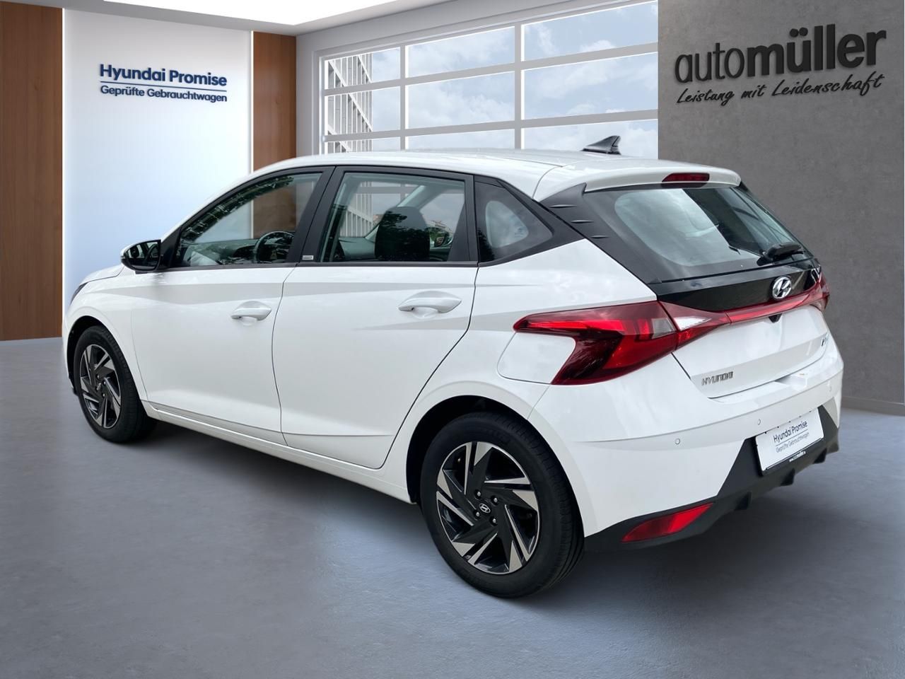 Fahrzeugabbildung Hyundai i20 INTRO KLIMAA*ZV*USB*LM*