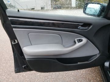 BMW 318 - 9