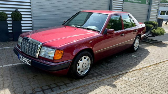 Mercedes-Benz E 320 W124 Limousine 117tkm sehr Gepflegt H-Ken