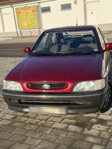 Ford Escort 1,3 Oldtimer Benzin - scheckheftgepflegte Ford Escort