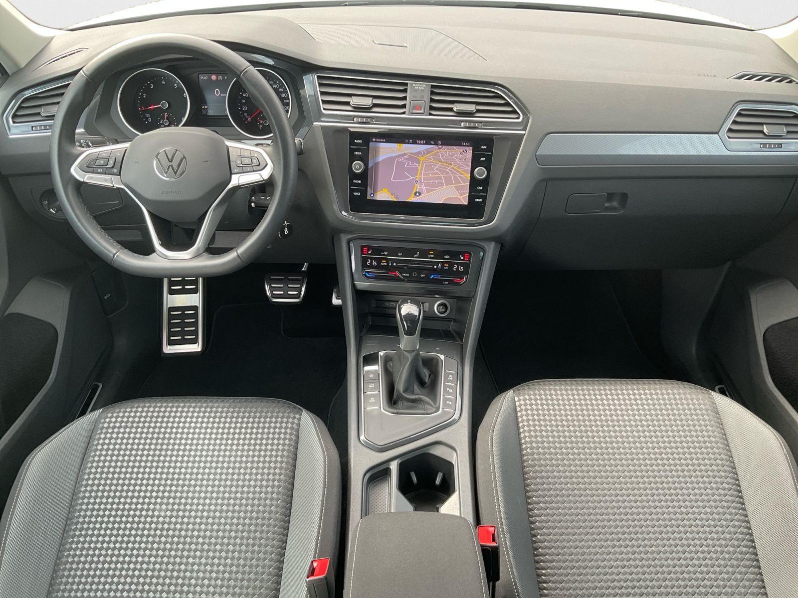 Volkswagen Tiguan - Bild 11