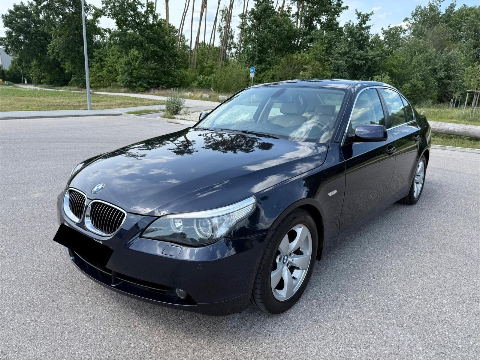 BMW 545i Aut. Sportpaket*1.Hand*Limousine*Wenig-KM