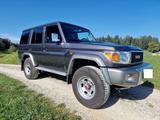 Toyota LandCruiser GRJ76 - Toyota: Geländewagen, Landcruiser