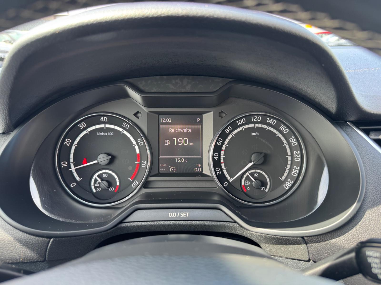 Skoda Octavia  *RS*DSG*TÜV NEU*TEMP*PANO*ACC*