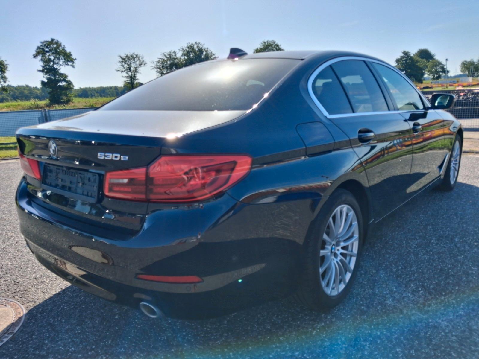 BMW 530 5 Limousine 530 e *LED*Kamera* Top Gepflegt*
