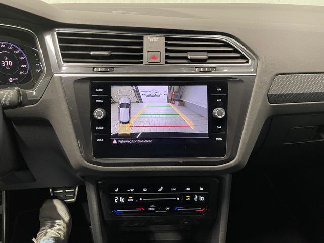 Tiguan R-Line 2.0 TSI DSG 4M AHK NAVI LED