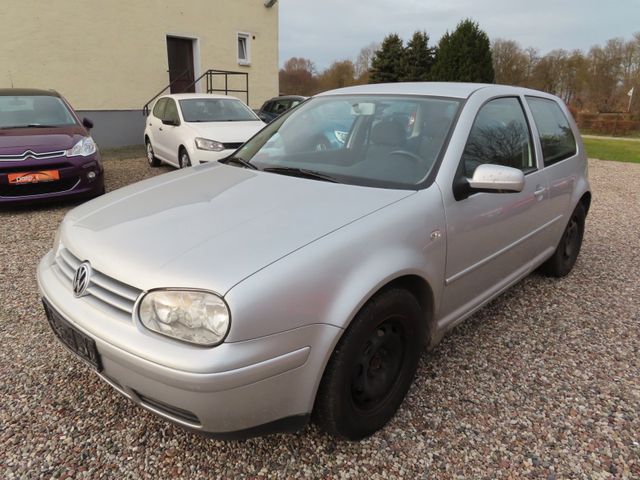 Volkswagen Golf 1.6 Trendline