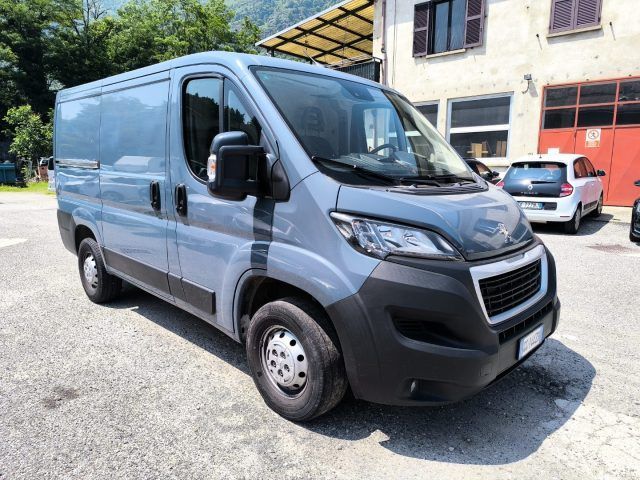 Peugeot PEUGEOT Boxer 328 2.2 BlueHDi 120 S&S PC-TN Furg