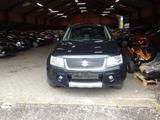 Suzuki Grand Vitara 2.0 Club - Suzuki Grand Vitara Club mit Benzin-Antrieb