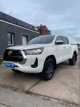 Toyota Hilux Double Cab Comfort 4x4 - : Allradantrieb, Geländewagen