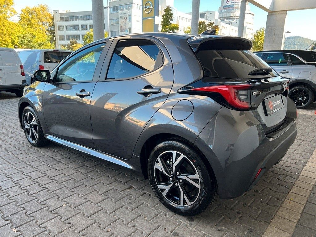 Fahrzeugabbildung Toyota Yaris Hybrid Teamplayer Comfortpaket