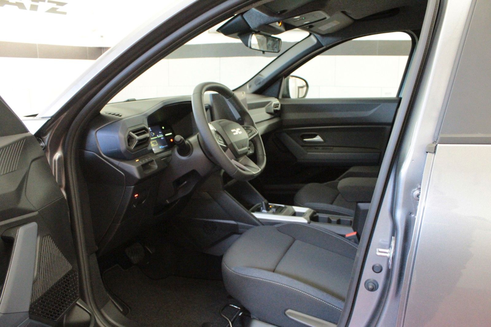 Fahrzeugabbildung Dacia Bigster hybrid 155 Expression*Winter-Plus-Paket*