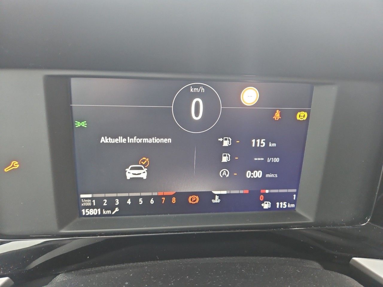 Fahrzeugabbildung Opel Mokka Elegance Winterpaket Klimaautomatik uvm.