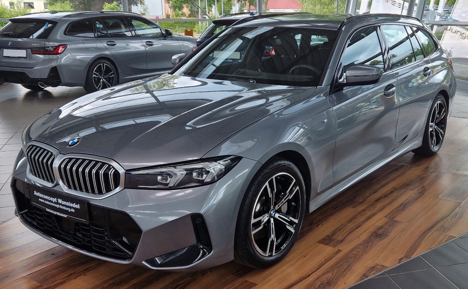 BMW 330 i xDrive M Sport touring/Shadow/ACC/Hifi/LED