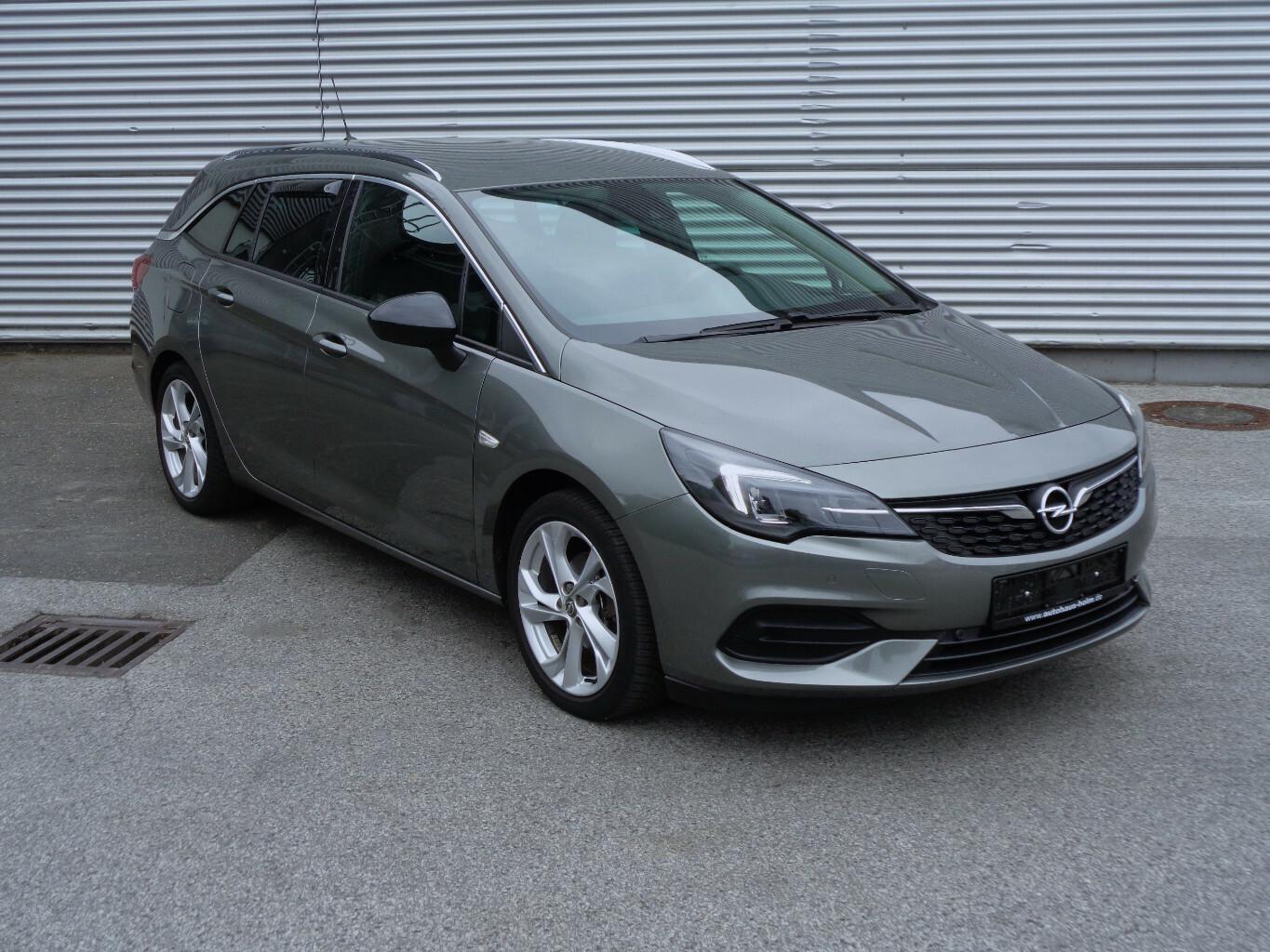 Opel Astra ST Elegance Sports Tourer+