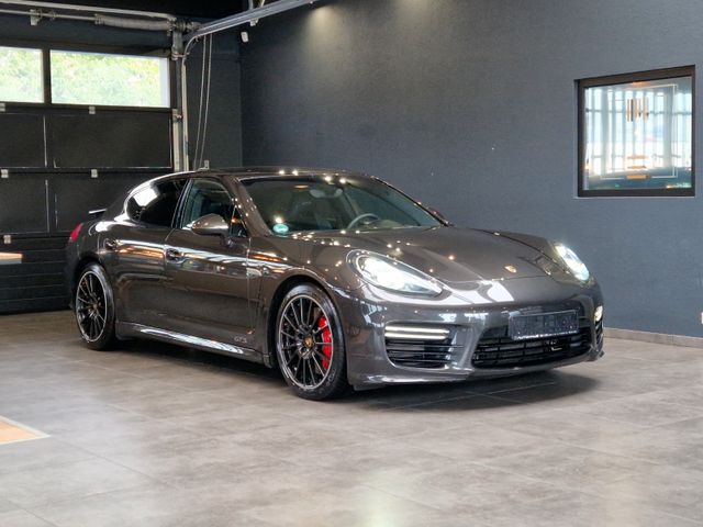 Porsche Panamera GTS*CARBON*KAMERA*MEMORY*BI-XEN*SPORT+