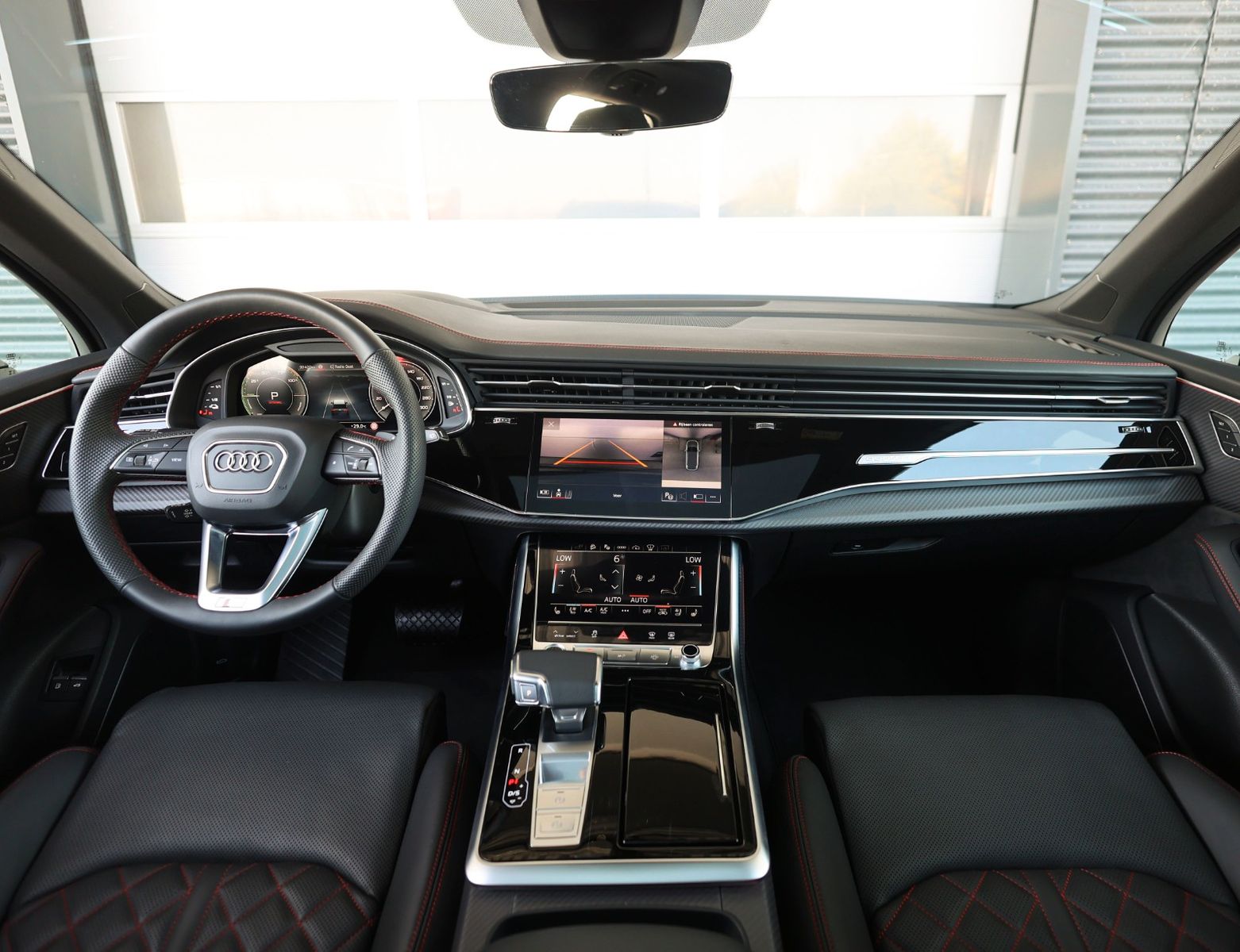 Audi Q7 60 TFSI e Quattro | Pano - AHK - HUD imagem 3